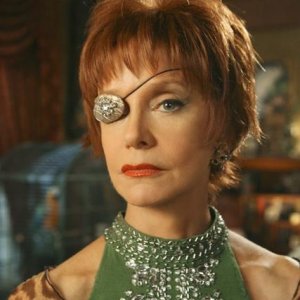 Swoosie Kurtz in una sequenza dell'episodio 'Oh Oh Oh It's Magic' della serie tv Pushing Daisies