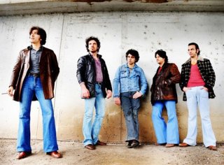 Un'immagine promozionale del cast di Romanzo Criminale - La serie
