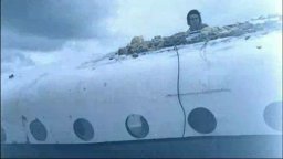 Stranded: I Have Come from a Plane That Crashed on the Mountains - Trailer