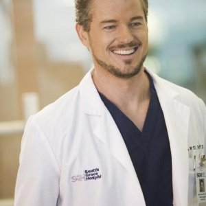 Eric Dane in una sequenza dell'episodio 'These Ties That Bind' della serie tv Grey's Anatomy