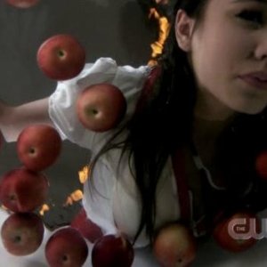 Luisa D'Oliveira nel ruolo di Jenny nell'episodio 'It's the Great Pumpkin Sam Winchester' della serie tv Supernatural