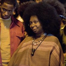 Whoopi Goldbergin una scena dell'episodio 'Things to Do in New York When You Think You're Dead' della serie tv Life On Mars