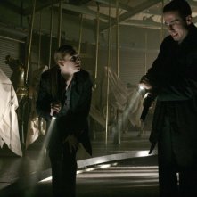 Anna Torv E Kirk Acevedo In Una Scena Dell Episodio The Equation Di Fringe 94811