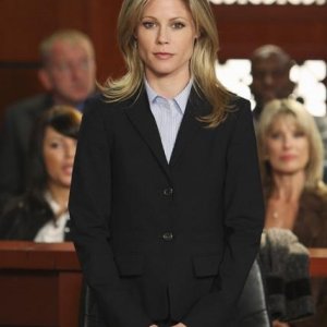Julie Bowen nell'episodio 'Mad Cows' della serie tv Boston Legal