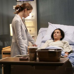 Olivia Wilde in una scena dell'episodio Emancipation di Dr. House: Medical Division