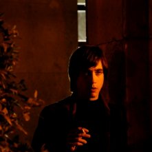 Emiliano Coltorti in una scena del nono episodio di Romanzo Criminale - La serie