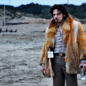 Francesco Montanari in una scena del nel quarto episodio di Romanzo Criminale - La serie