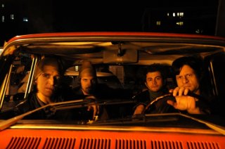 Una scena di gruppo della serie tv Romanzo Criminale
