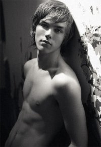 L'attore Nicholas Hoult