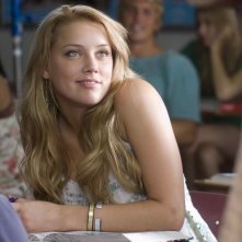 Amber Heard in una scena del film Never Back Down