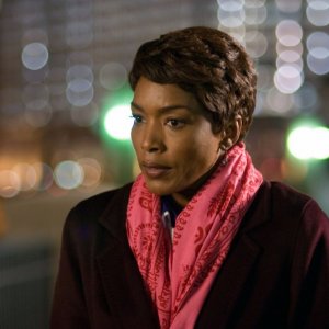 Angela Bassett nell'episodio 'Oh, Brother' della serie tv ER - Medici in prima linea