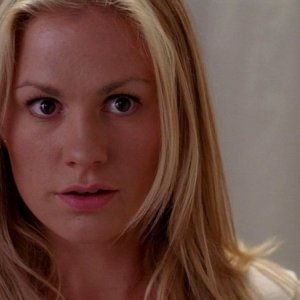 Anna Paquin in una scena dell'episodio I Don't Wanna Know della serie True Blood