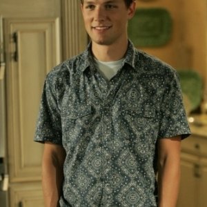 Michael Cassidy in una scena dell'episodio All About the Power Position di Privileged