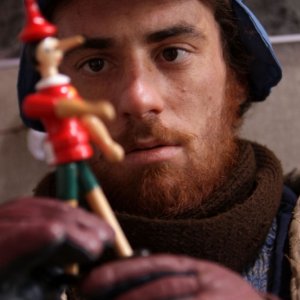 Elio Germano in un'immagine di Come Dio comanda