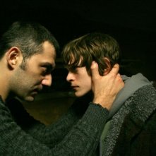 Filippo Timi e Alvaro Caleca in un'immagine del film Come Dio comanda