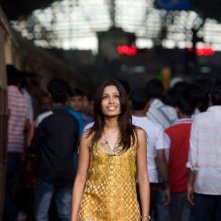 Freida Pinto in una scena di The Millionaire