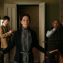 Geraldine Chaplin in un'immagine del film The Orphanage diretto da Juan Antonio Bayona