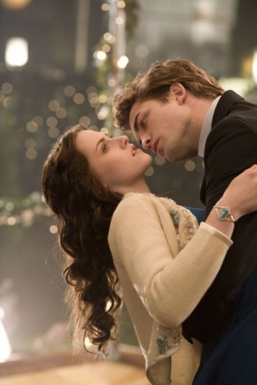 Kristen Stewart e Robert Pattinson, protagonisti di Twilight