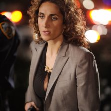 Melina Kanakaredes in una scena dell'episodio 'My name is Mac Taylor' della serie tv CSI New York