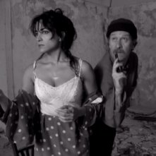 Una immagine di Emanuela Mulé nel ruolo di Santina in 'Ferragosto' di Giuseppe Moschella