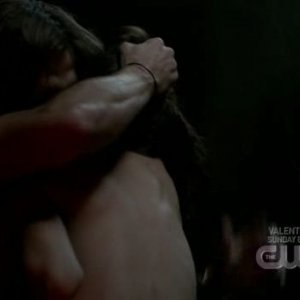 Jared Padalecki  con Genevieve Cortese nell'episodio I Know What You Did Last Summer di Supernatural