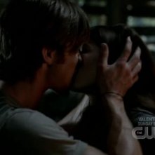 Un Bacio Bollente Tra Genevieve Cortese E Jared Padalecki Nell Episodio I Know What You Did Last Summer Di Supernatural 96537