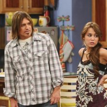 Miley Cyrus e Billy Ray Cyrus nell'episodio Don't Go Breaking My Tooth di Hannah Montana
