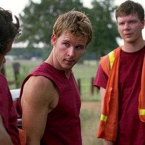 Ryan Kwanten in un'immagine dell'episodio To Love is to Bury della serie tv True Blood