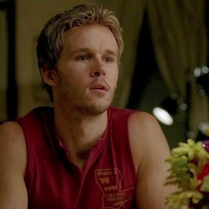 Ryan Kwanten in un'immagine dell'episodio To Love is to Bury della serie tv True Blood creata da Alan Ball