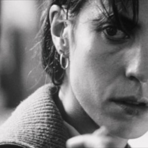 Una scena del film Entre os Dedos.