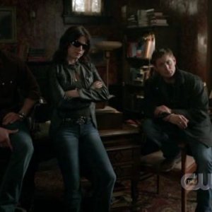 Traci Dinwiddie, Jensen Ackles, Jared Padalecki nell'episodio 'Heaven and Hell' della quarta stagione di Supernatural