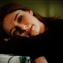 Ana Caterina Morariu in una scena del film Un attimo sospesi