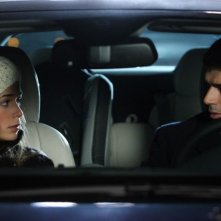 Diane Fleri e Luca Argentero in una scena del film Solo un padre