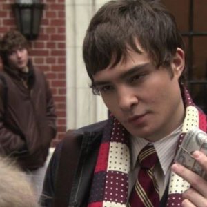 Ed Westwick in una scena dell'episodio 'Bugie e Videotape' della serie tv Gossip Girl
