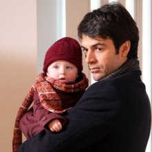 Luca Argentero è il padre della piccola Sofia nel film Solo un padre