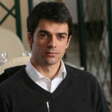 Luca Argentero in una sequenza del film Solo un padre