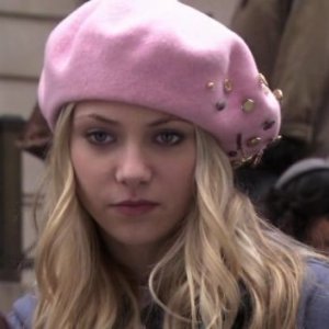 Taylor Momsen nell'episoodio 'La sottile linea tra Chuck e Nate' della serie tv Gossip Girl