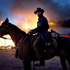 Una suggestiva foto con Hugh Jackman, protagonista del film Baz Luhrmann