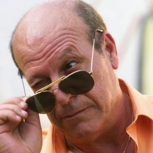 Vittorio Marsiglia in una scena del film Mario il mago