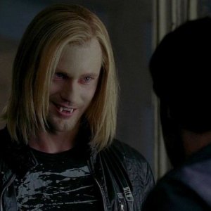 Alexander Skarsgård in una scena dell'episodio You'll Be the Death Of Me della serie True Blood