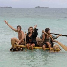 Isola dei Famosi 6: Vladimir Luxuria, Carlo Capponi, Leonardo Tumiotto e Belen Rodriguez sulla zattera.