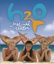 La locandina di H2O - Basta aggiungere acqua