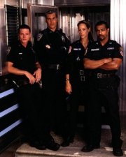 La locandina di Third Watch Squadra Emergenza