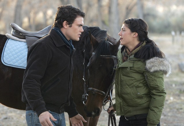 Micah Alberti Con Genevieve Cortese Nell Episodio Addio Socio Della Terza Stagione Della Serie Tv Wildfire 97973