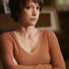 Nana Visitor in un momento dell'episodio 'Uno su cui contare' della serie tv Wildfire