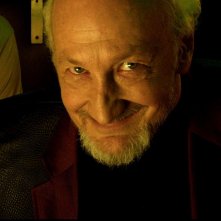 Robert Englund in una scena del film Zombie Strippers