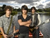 I Jonas Brothers alla conquista del set