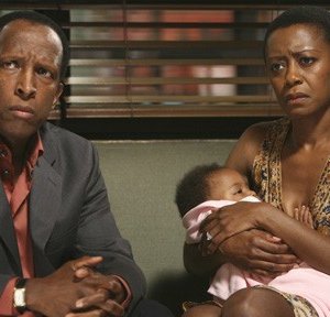 Dorian Harewood e Barbara Eve Harris nell'episodio 'Una visita inaspettata' della serie tv Private Practice