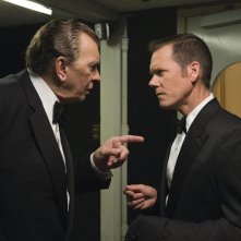 Frank Langella e Kevin Bacon in una scena del film Frost/Nixon