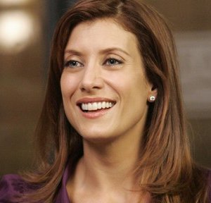 Kate Walsh nel pilot della serie tv Private Practice: Benvenuta Addison